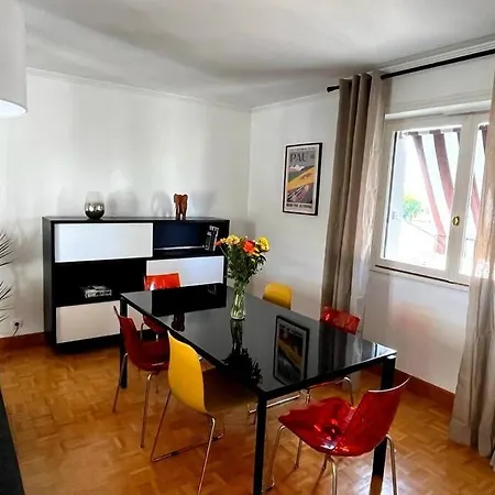 Apartamento Pau Centre Vue Sur Les Pyrenees Pour 2 Nuits Au Minimum Exterior foto